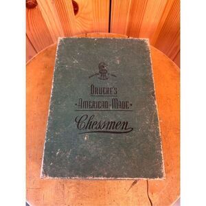 1945 Drueke Authentic Staunton Design Chess Set In Original Box and Rule Book (4